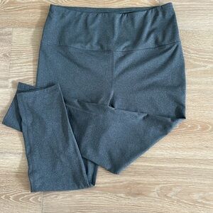 Reebok grey capri leggings.  Size Large.  Excellent condition.
